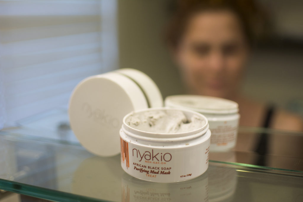 nyakio mud mask